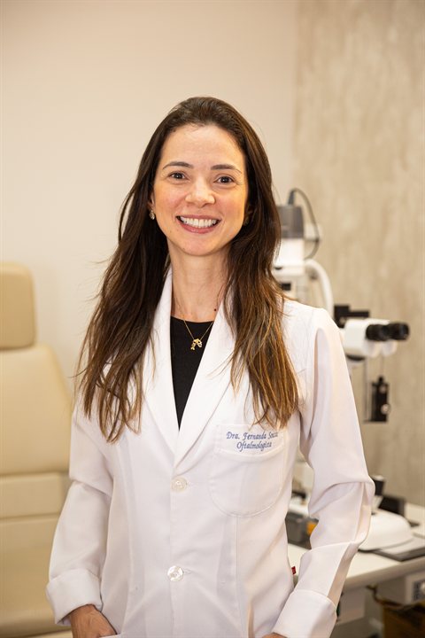 Dra. Fernanda Araújo de Souza